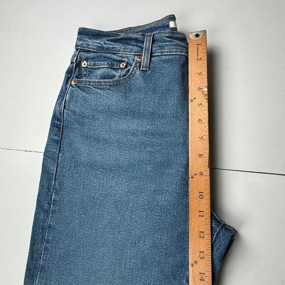 Levis Jeans Womens 31 Blue Wedgie Straight Button Fly Stretch Pockets High Rise - Picture 11 of 14